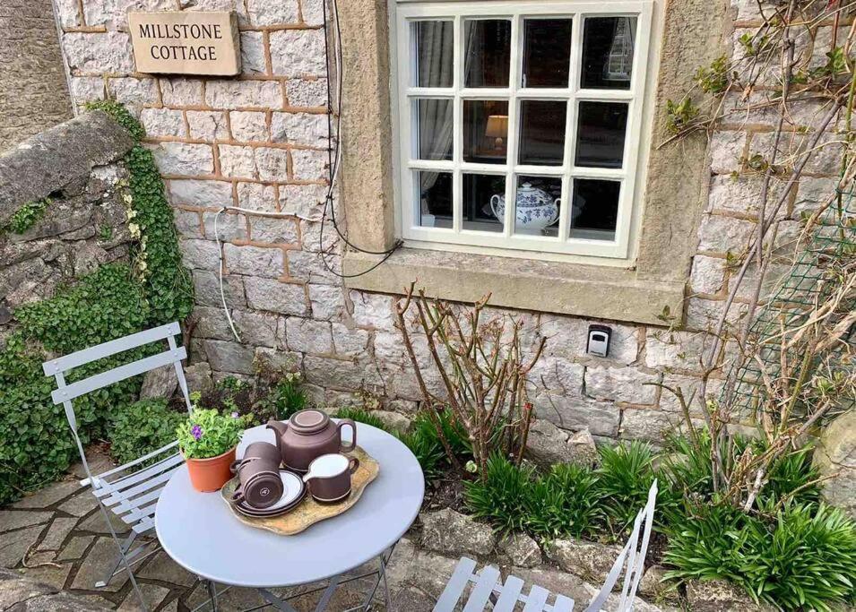 Millstone Cottage - Cosy Peak District Cottage Taddington Zewnętrze zdjęcie